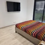 Moderne Piscine Vue * Ajaccio (Corsica)